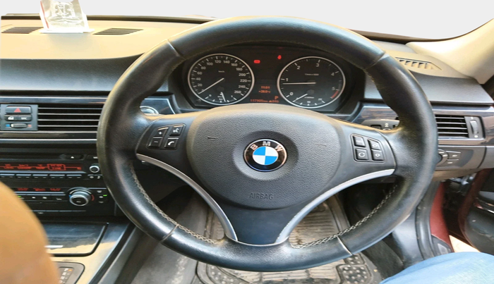 2011 BMW 3 Series 320d, Diesel, Automatic, 1,17,905 km, interior