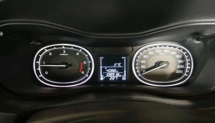 2016 Maruti Vitara Brezza ZDI, Diesel, Manual, 1,08,918 km, interior