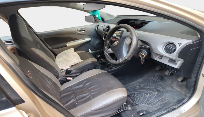 2011 Toyota Etios V, Petrol, Manual, 1,36,000 km, interior