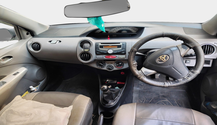 2011 Toyota Etios V, Petrol, Manual, 1,36,000 km, interior
