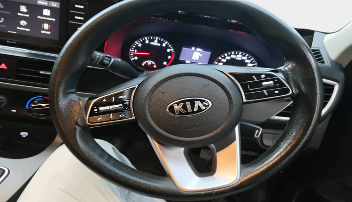 2020 KIA SELTOS HTK 1.5 PETROL, Petrol, Manual, 5,811 km, interior