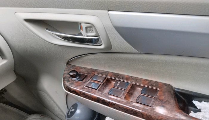 2017 Maruti Ertiga VXI CNG, Petrol, Manual, 1,26,038 km, interior