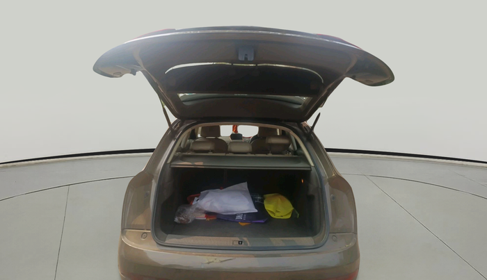 2013 Audi Q3 2.0 TDI QUATTRO, Diesel, Automatic, 1,83,873 km, exterior