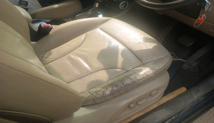 2013 Audi Q3 2.0 TDI QUATTRO, Diesel, Automatic, 1,83,873 km, interior