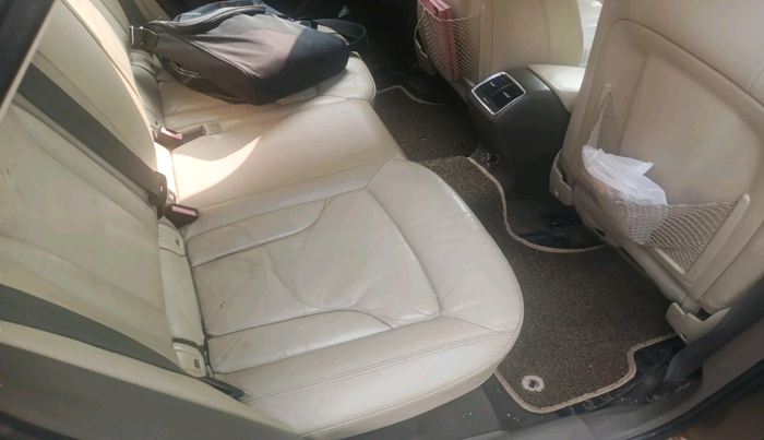 2013 Audi Q3 2.0 TDI QUATTRO, Diesel, Automatic, 1,83,873 km, interior