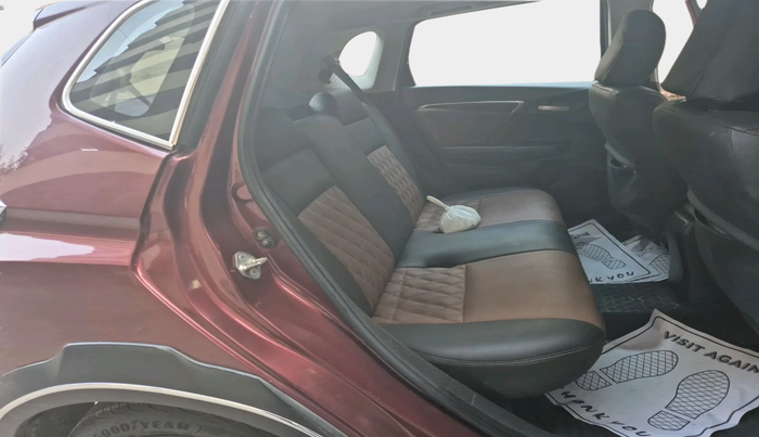 2017 Honda WR-V 1.5L I-DTEC VX MT, Diesel, Manual, 1,08,588 km, interior