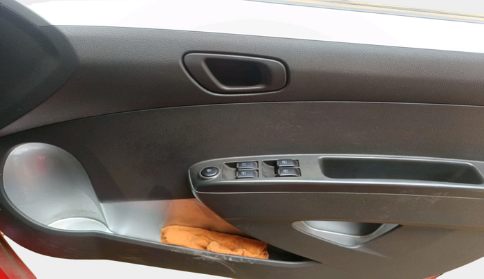 2014 Chevrolet Beat LT PETROL, Petrol, Manual, 98,578 km, interior