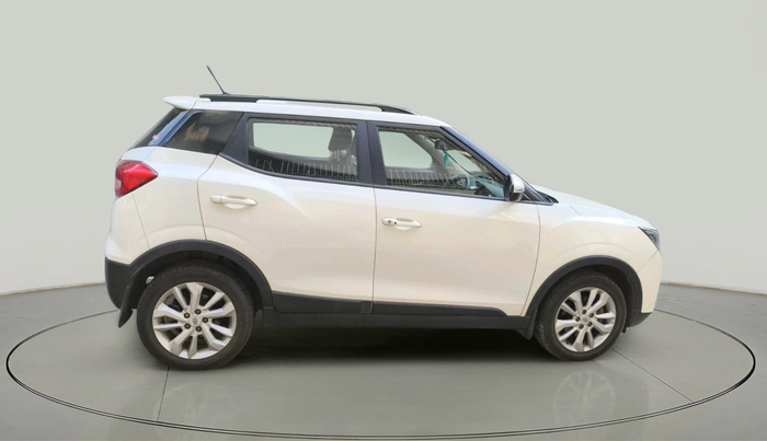 2020 Mahindra XUV300 W8 1.2 PETROL, Petrol, Manual, 22,363 km, exterior