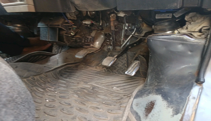 2018 Maruti Eeco 5 STR WITH A/C+HTR, Petrol, Manual, 1,36,605 km, interior