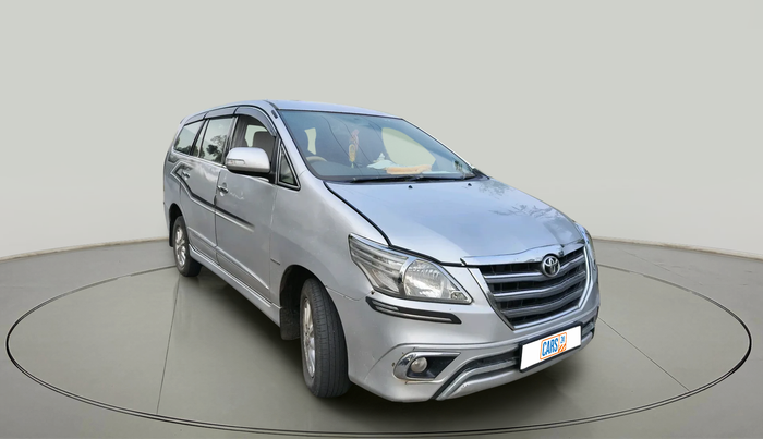 2014 Toyota Innova 2.5 ZX 7 STR, Diesel, Manual, 1,72,826 km, exterior