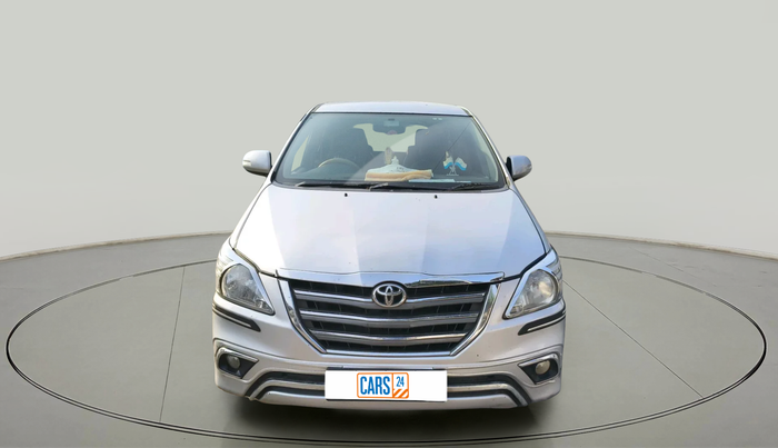 2014 Toyota Innova 2.5 ZX 7 STR, Diesel, Manual, 1,72,826 km, exterior