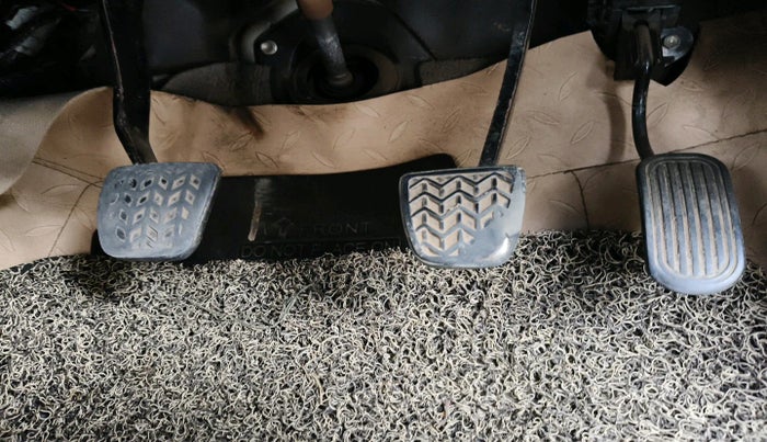 2014 Toyota Innova 2.5 ZX 7 STR, Diesel, Manual, 1,72,826 km, interior