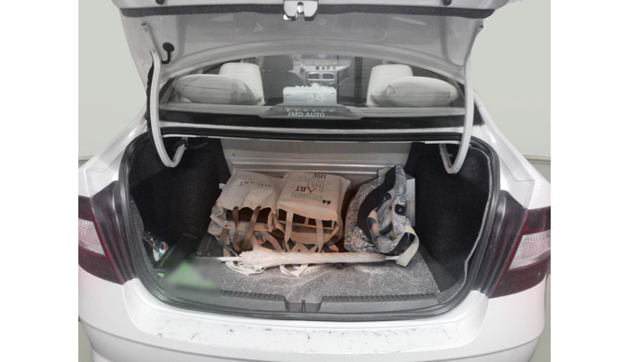 2017 Skoda Rapid AMBITION 1.6 MPI AT, Petrol, Automatic, 56,557 km, exterior