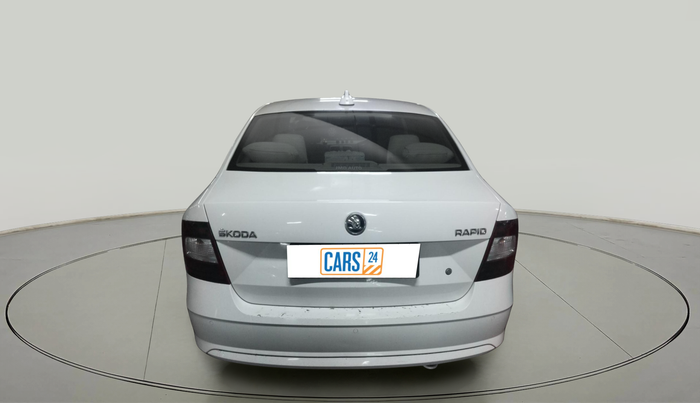 2017 Skoda Rapid AMBITION 1.6 MPI AT, Petrol, Automatic, 56,557 km, exterior