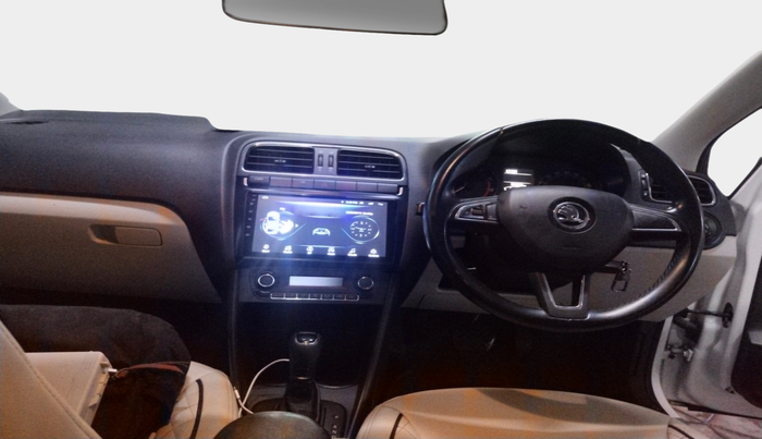 2017 Skoda Rapid AMBITION 1.6 MPI AT, Petrol, Automatic, 56,557 km, interior