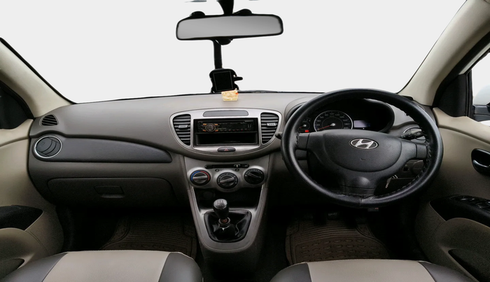 2010 Hyundai i10 MAGNA 1.2, Petrol, Manual, 47,195 km, interior