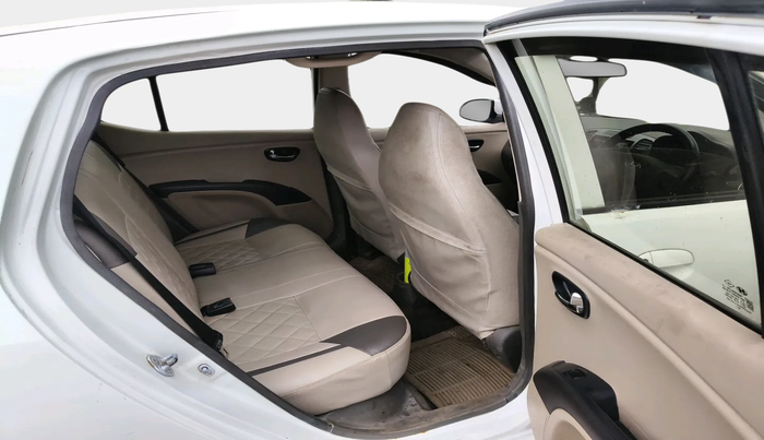 2010 Hyundai i10 MAGNA 1.2, Petrol, Manual, 47,195 km, interior