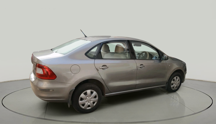 2013 Skoda Rapid AMBITION 1.6 MPI AT, Petrol, Automatic, 79,531 km, exterior