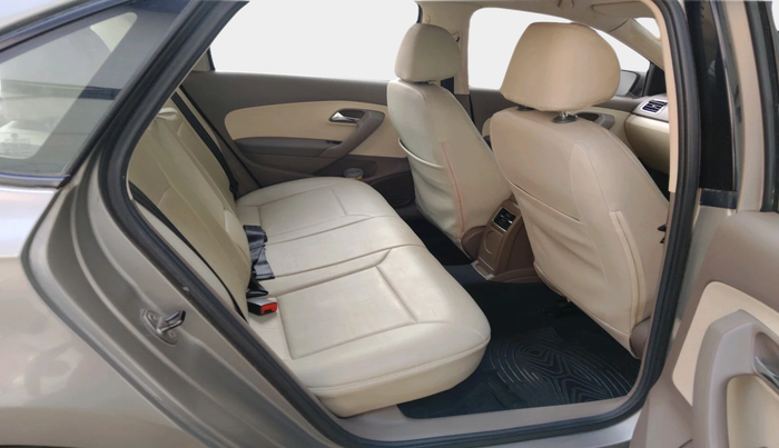 2013 Skoda Rapid AMBITION 1.6 MPI AT, Petrol, Automatic, 79,531 km, interior