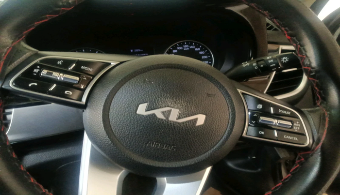 2022 KIA SELTOS HTK PLUS 1.5 IMT, Petrol, Manual, 30,000 km, interior