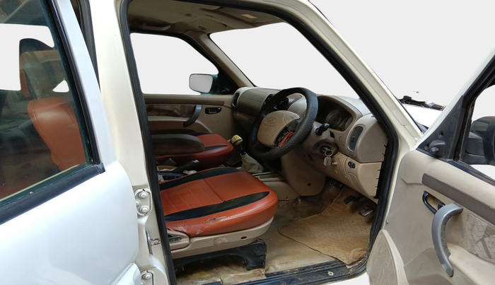 2012 Mahindra Scorpio VLX 2WD, Diesel, Manual, 1,55,422 km, interior