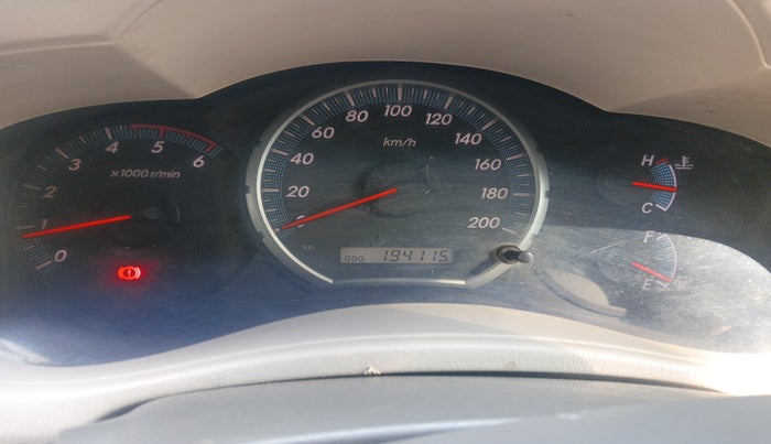 2012 Toyota Innova VX 2.5 8 STR, Diesel, Manual, 1,94,115 km, interior