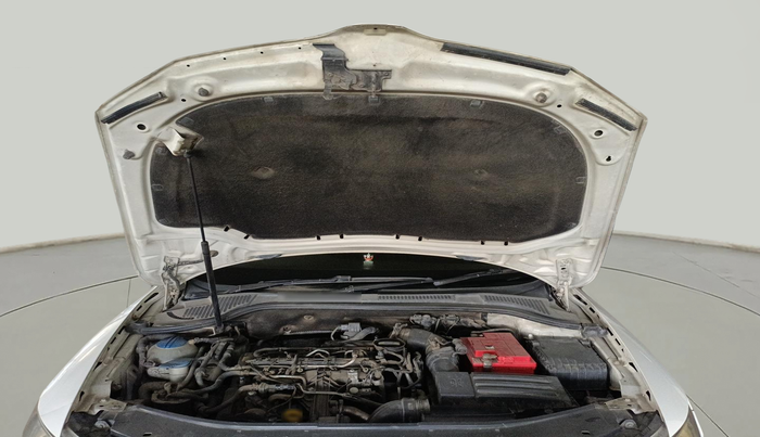 2015 Skoda Superb ELEGANCE 2.0 TDI CR AT, Diesel, Automatic, 1,97,244 km, exterior