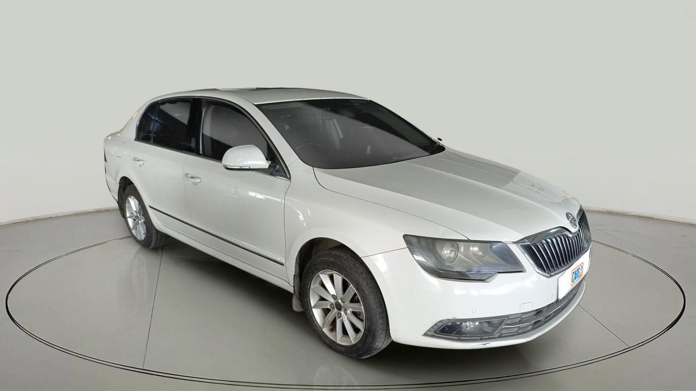 2015 Skoda Superb ELEGANCE 2.0 TDI CR AT, Diesel, Automatic, 1,97,245 km, exterior