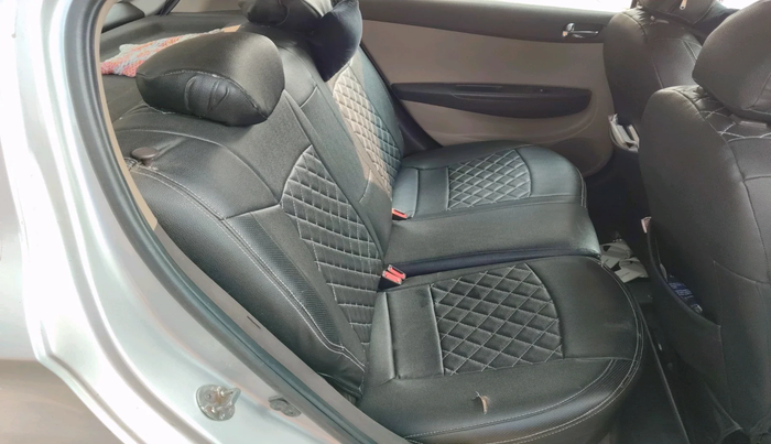 2011 Hyundai i20 SPORTZ 1.2, Petrol, Manual, 1,70,041 km, interior