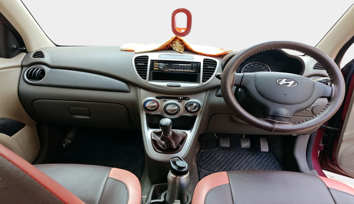 2014 Hyundai i10 MAGNA 1.1, Petrol, Manual, 63,753 km, interior