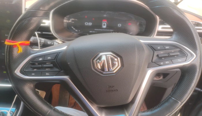 2023 MG HECTOR PLUS SHARP PRO 2.0 TURBO DIESEL 7 STR, Diesel, Manual, 18,226 km, interior