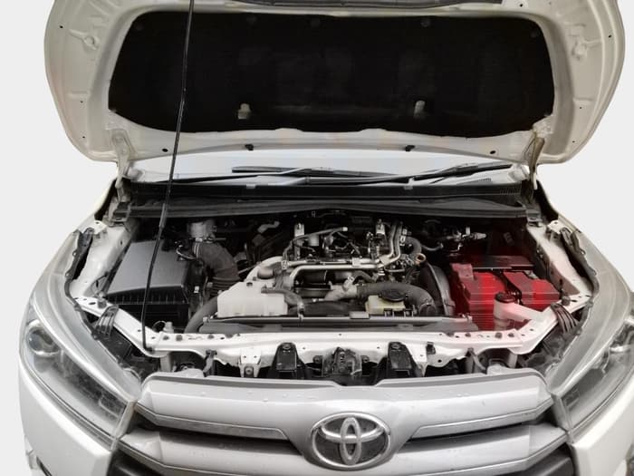 2019 Toyota Innova Crysta 2.4 VX 8 STR, Diesel, Manual, 72,000 km, exterior