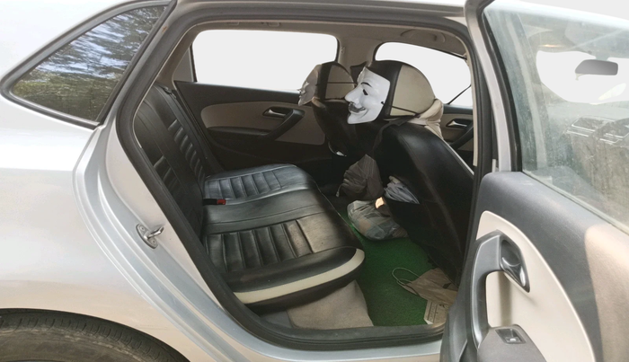 2012 Volkswagen Polo HIGHLINE DIESEL, Diesel, Manual, 1,11,824 km, interior