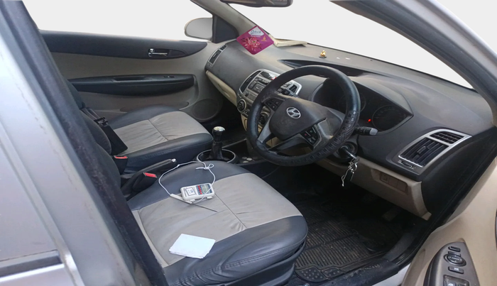 2012 Hyundai i20 SPORTZ 1.2, Petrol, Manual, 79,000 km, interior