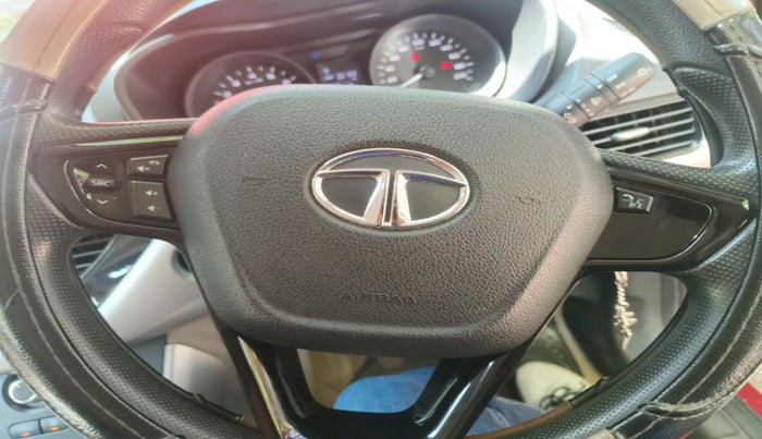 2018 Tata NEXON XM PETROL, Petrol, Manual, 36,168 km, interior