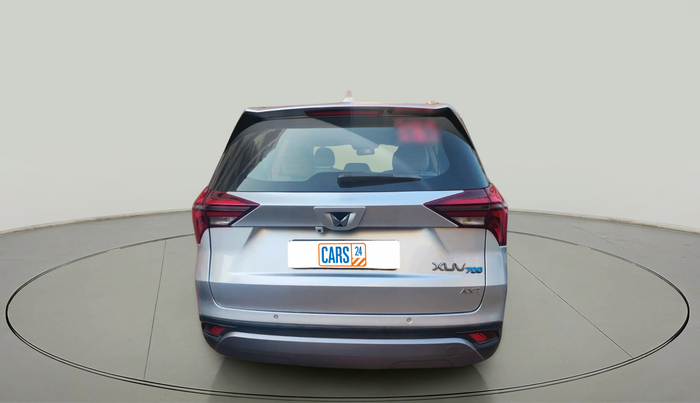 2023 Mahindra XUV700 AX 7 LUXURY P AT 7 STR, Petrol, Automatic, 33,811 km, exterior