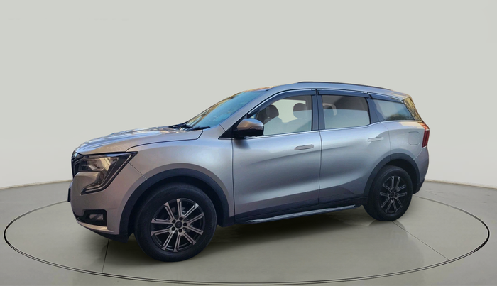 2023 Mahindra XUV700 AX 7 LUXURY P AT 7 STR, Petrol, Automatic, 33,811 km, exterior