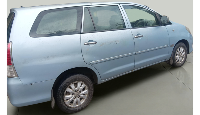2011 Toyota Innova V 2.5 8 STR, Diesel, Manual, 1,78,669 km, exterior