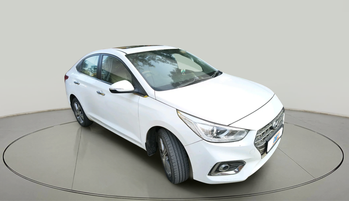 2017 Hyundai Verna 1.6 CRDI SX (O), Diesel, Manual, 43,872 km, exterior