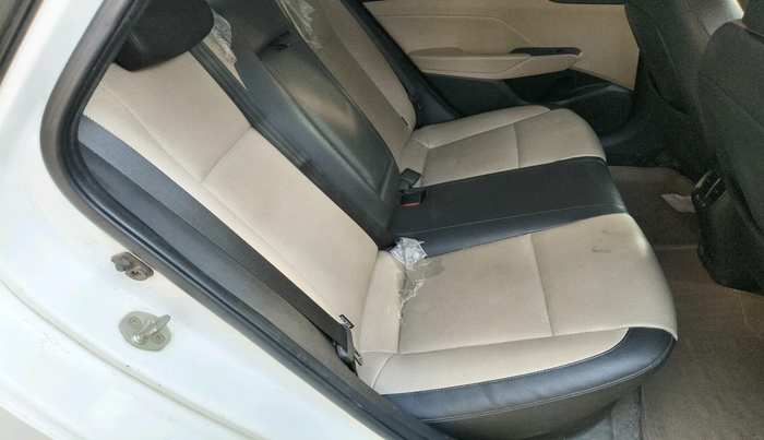 2017 Hyundai Verna 1.6 CRDI SX (O), Diesel, Manual, 43,872 km, interior