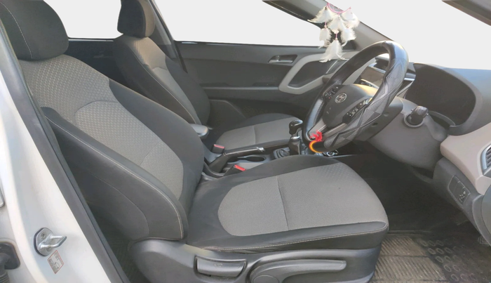 2016 Hyundai Creta SX PLUS 1.6 PETROL, Petrol, Manual, 1,01,631 km, interior