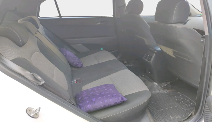 2016 Hyundai Creta SX PLUS 1.6 PETROL, Petrol, Manual, 1,01,631 km, interior