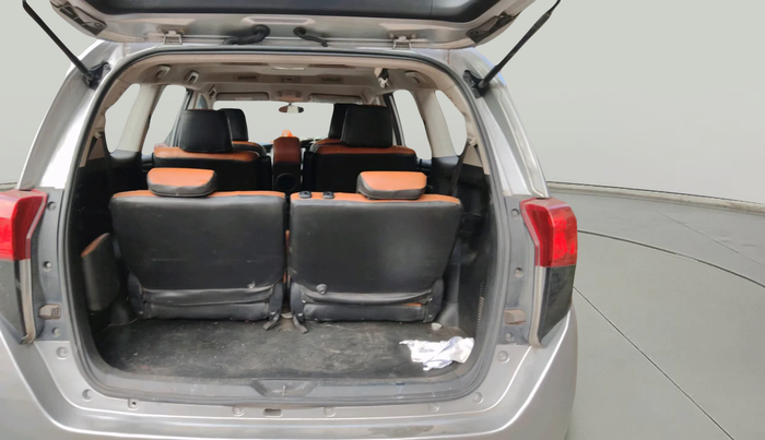 2017 Toyota Innova Crysta 2.4 G 7 STR, Diesel, Manual, 72,930 km, exterior