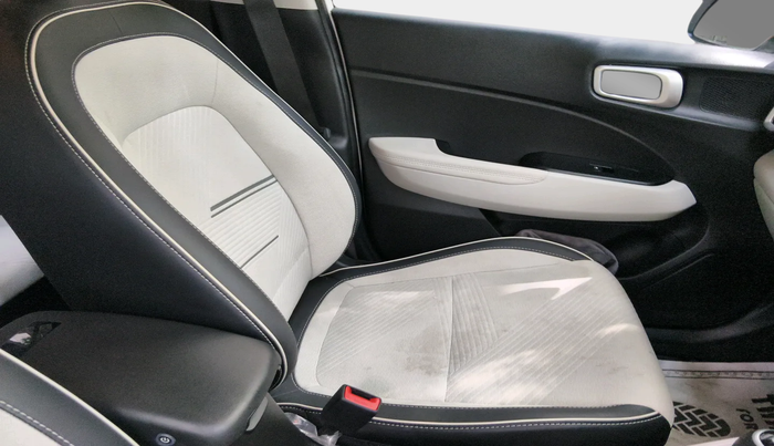 2024 Hyundai VENUE SX (O) 1.0 TURBO DCT, Petrol, Automatic, 6,295 km, interior