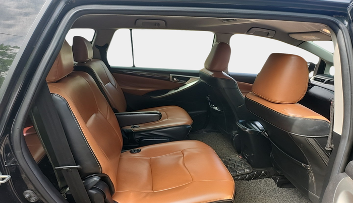 2020 Toyota Innova Crysta 2.4 GX AT 7 STR, Diesel, Automatic, 83,404 km, interior