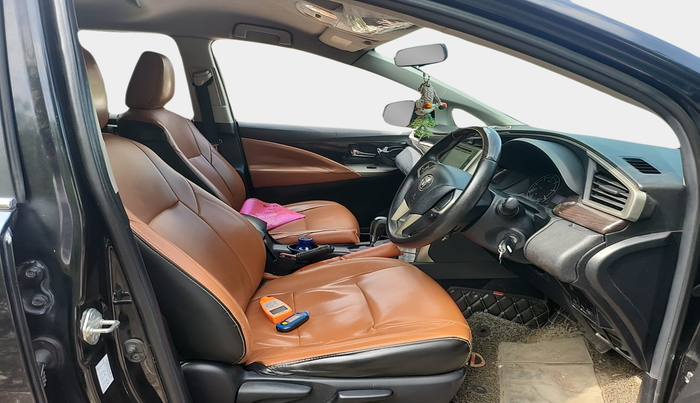 2020 Toyota Innova Crysta 2.4 GX AT 7 STR, Diesel, Automatic, 83,404 km, interior