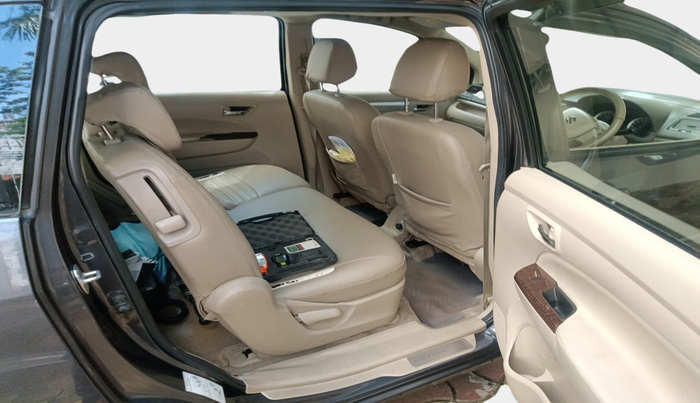 2017 Maruti Ertiga ZXI+, Petrol, Manual, 25,323 km, interior