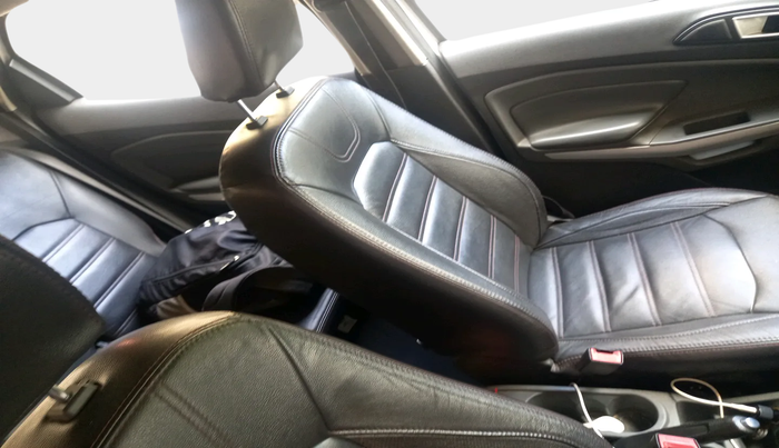 2017 Ford Ecosport TITANIUM 1.5L DIESEL, Diesel, Manual, 1,72,654 km, interior