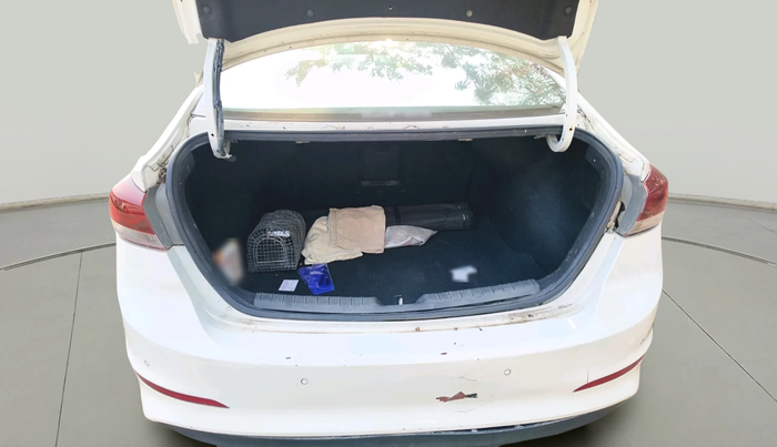 2017 Hyundai New Elantra 2.0 SX(O) AT PETROL, Petrol, Automatic, 82,083 km, exterior