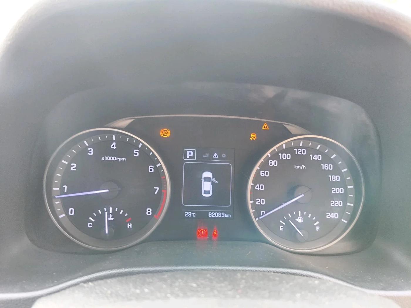2017 Hyundai New Elantra 2.0 SX(O) AT PETROL, Petrol, Automatic, 82,083 km, interior